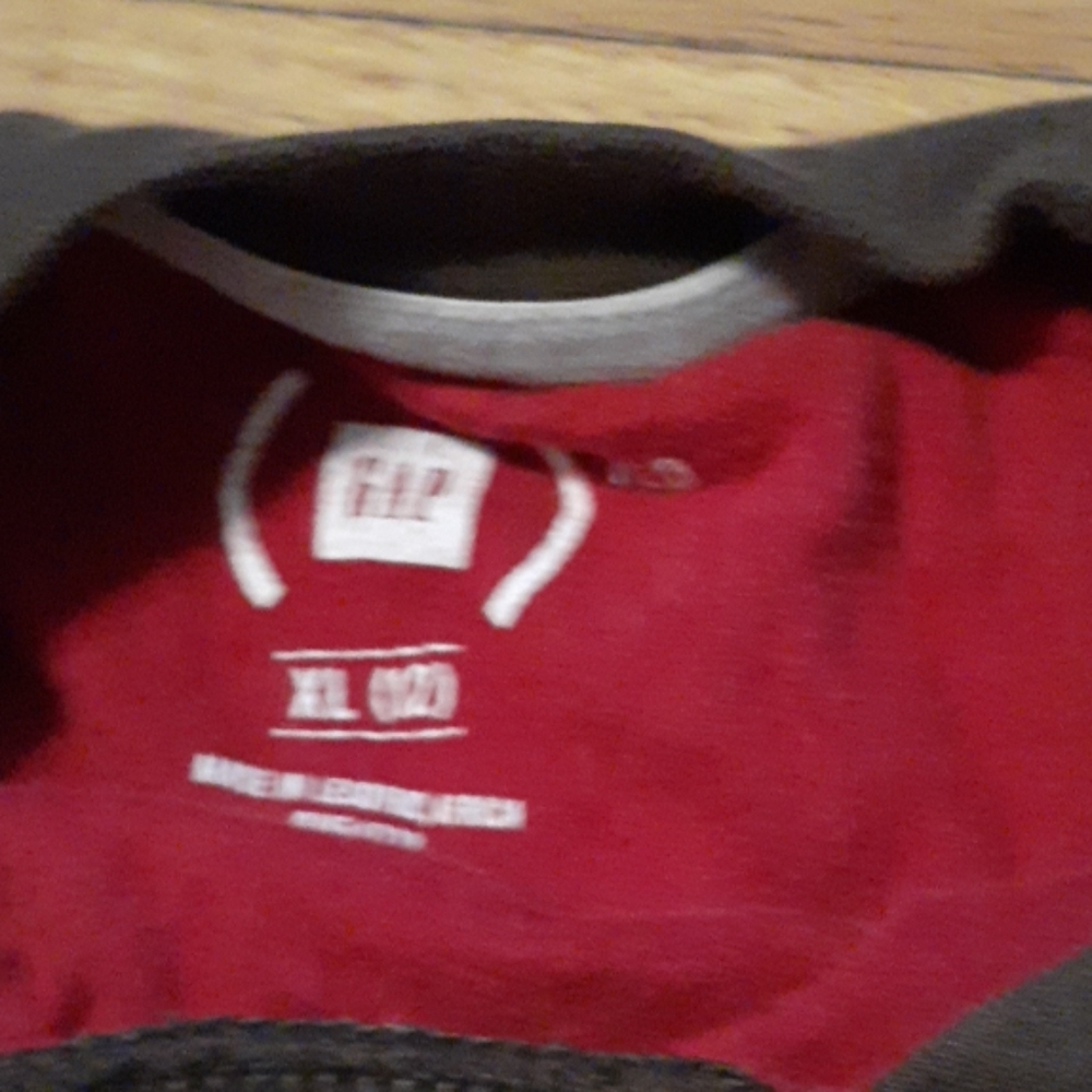 Shirt - Picture 2 of 2